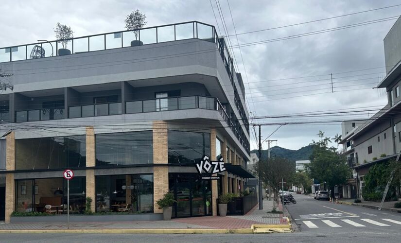 Restaurante Vô Zé fica na orla de Itaguá, em Ubatuba, no litoral norte de São Paulo
